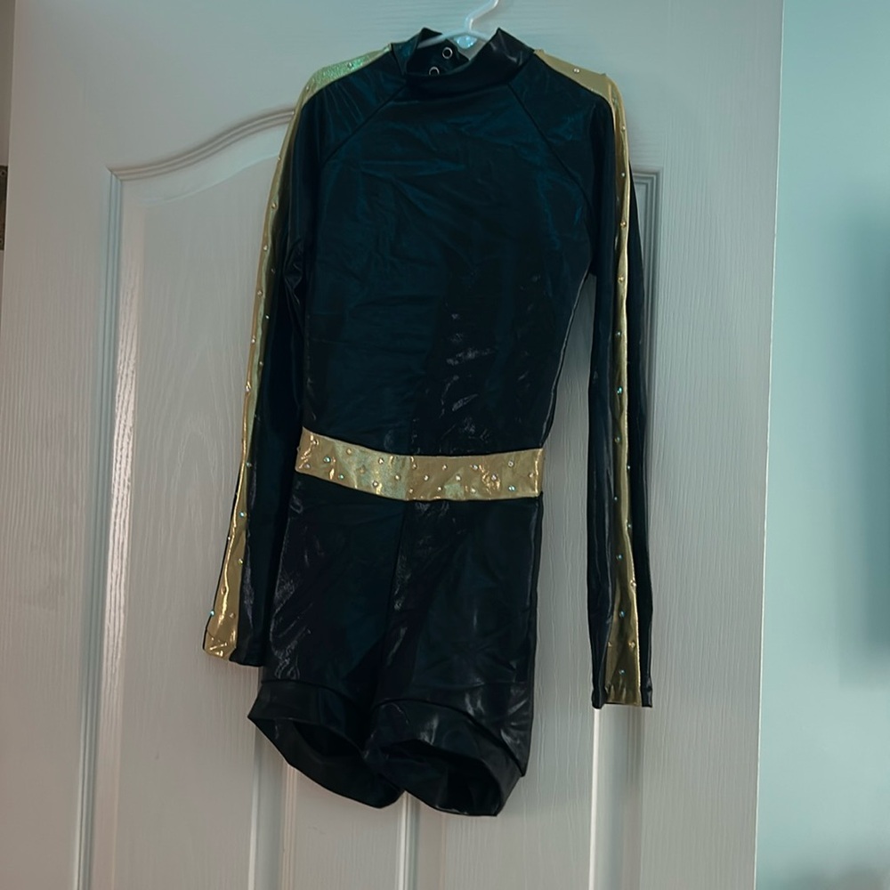 Dance costume